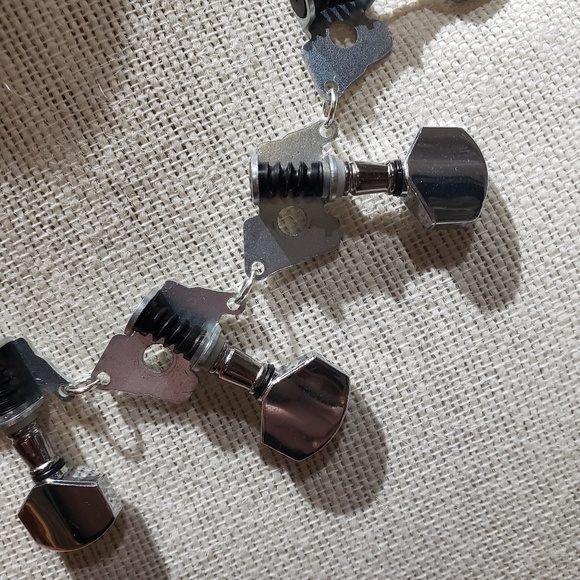 Tuning Peg Collar Statement Necklace - Picture 5 of 6